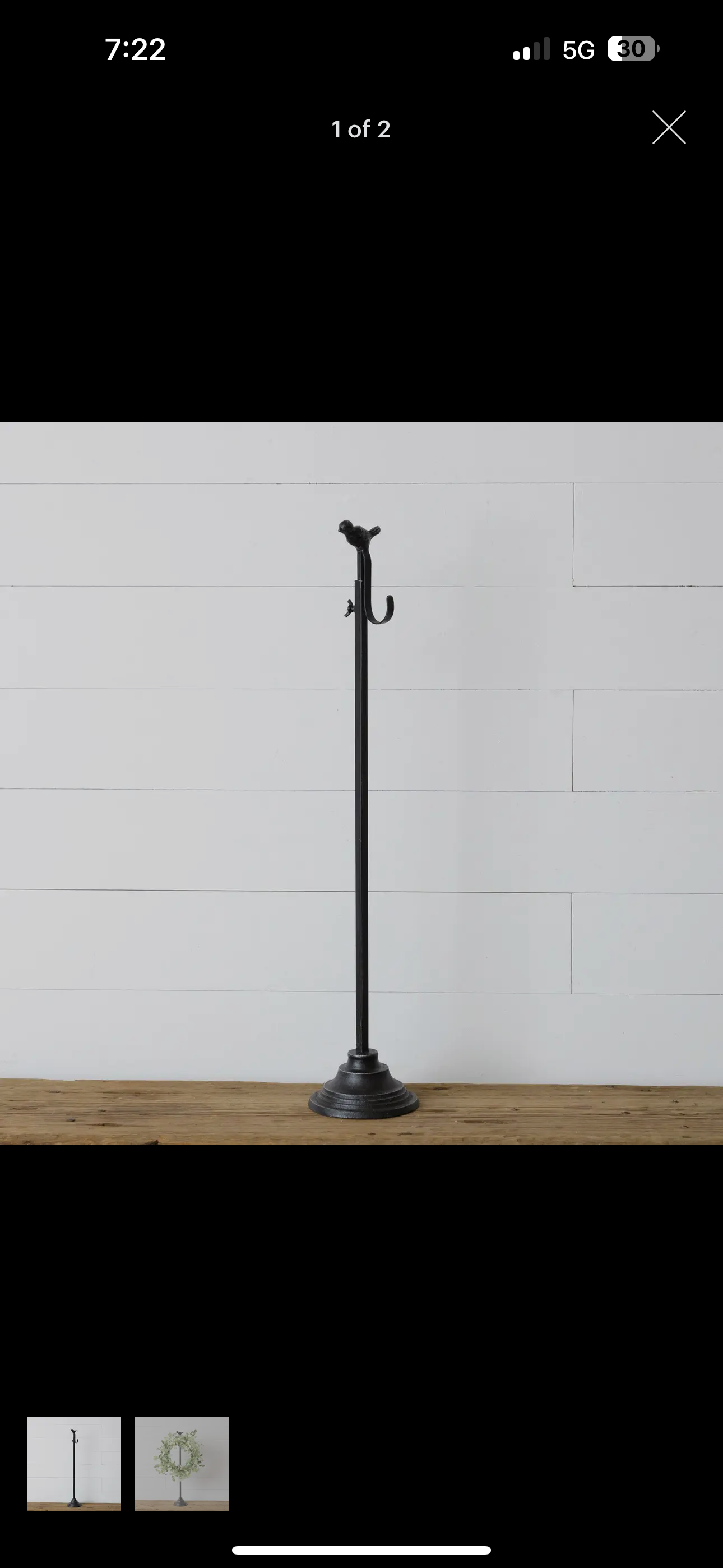 Adjustable Bird Wreath Stand