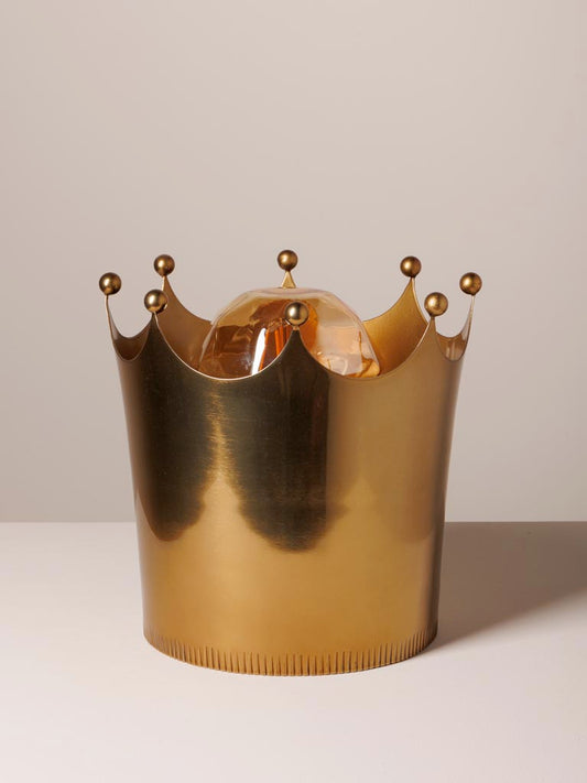 Bucket Crown Table Lamp
